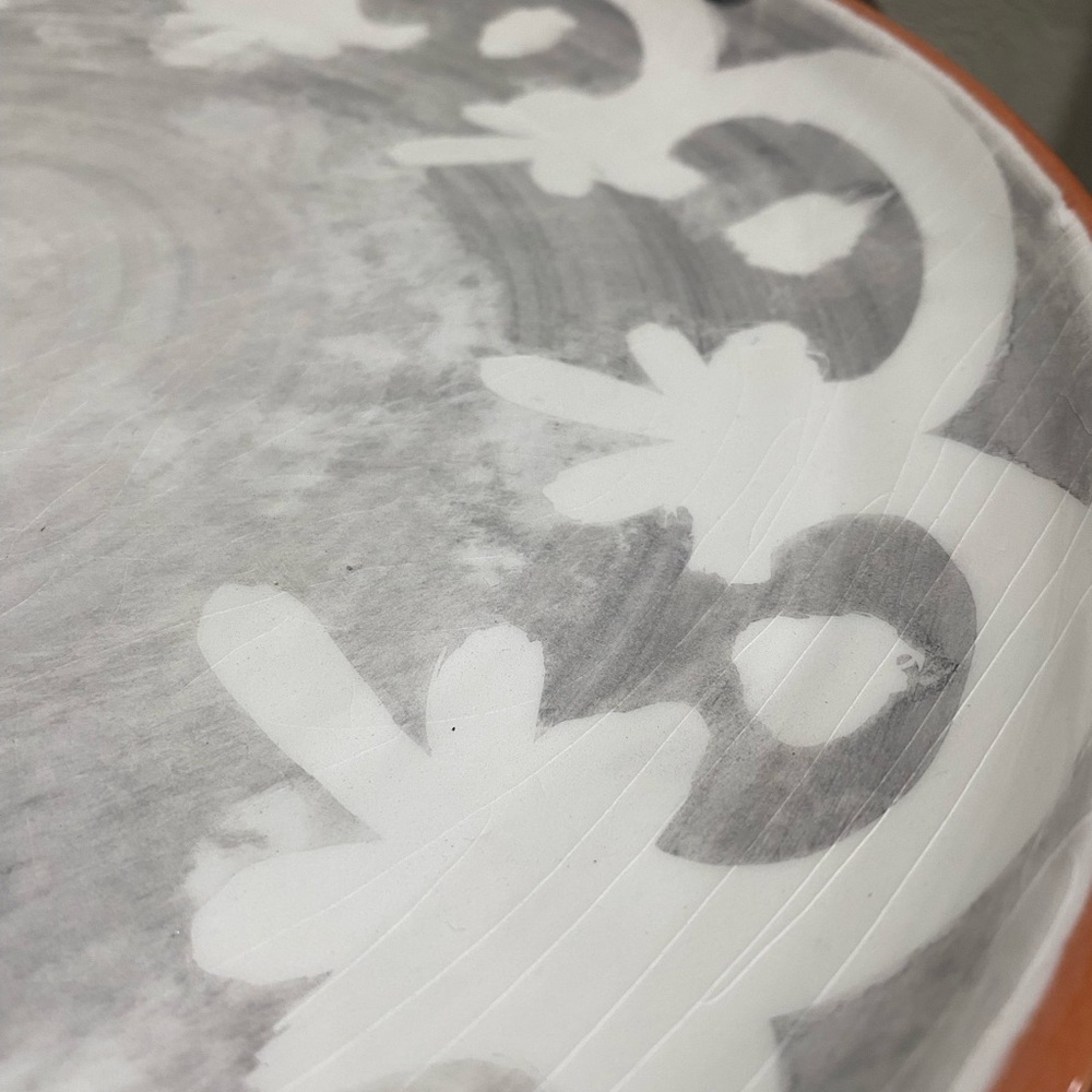 Discontinued, crate and barrel, Portofino, , round terra-cotta serving platter - Picture 2 of 7